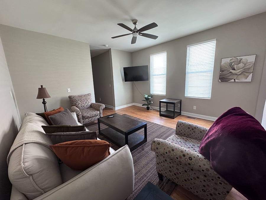 Furnished Finder property 661012_1 photo 2