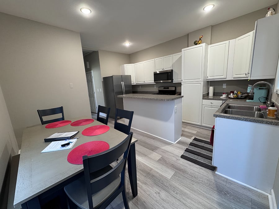Furnished Finder property 661012_1 photo 6
