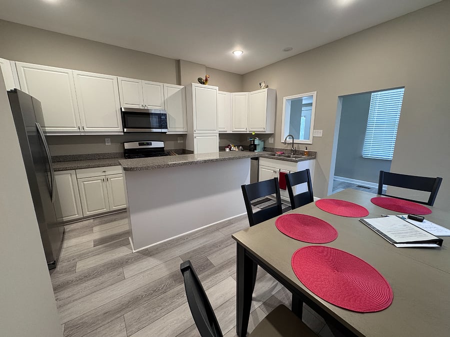 Furnished Finder property 661012_1 photo 8