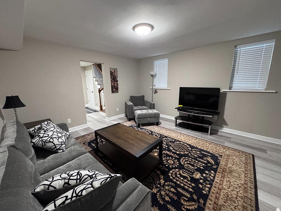 Furnished Finder property 661012_2 photo 10