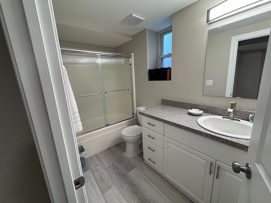 Full Bath