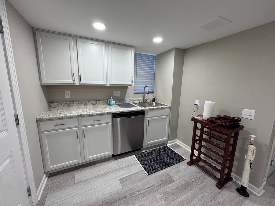 Furnished Finder property 661012_2 photo 5