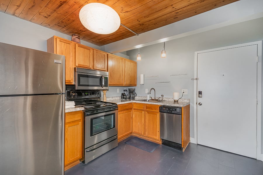Furnished Finder property 661032_1 photo 4
