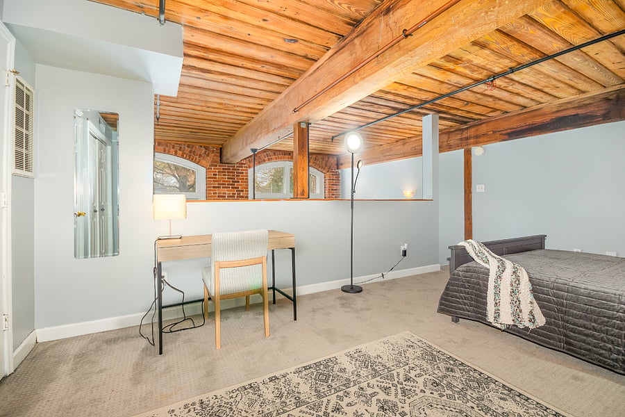 Upstairs loft bedroom 

