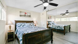 Master's bedroom with Comfortable Queen bed