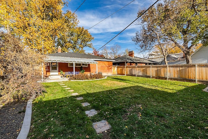 Furnished Finder property 661120_1 photo 24