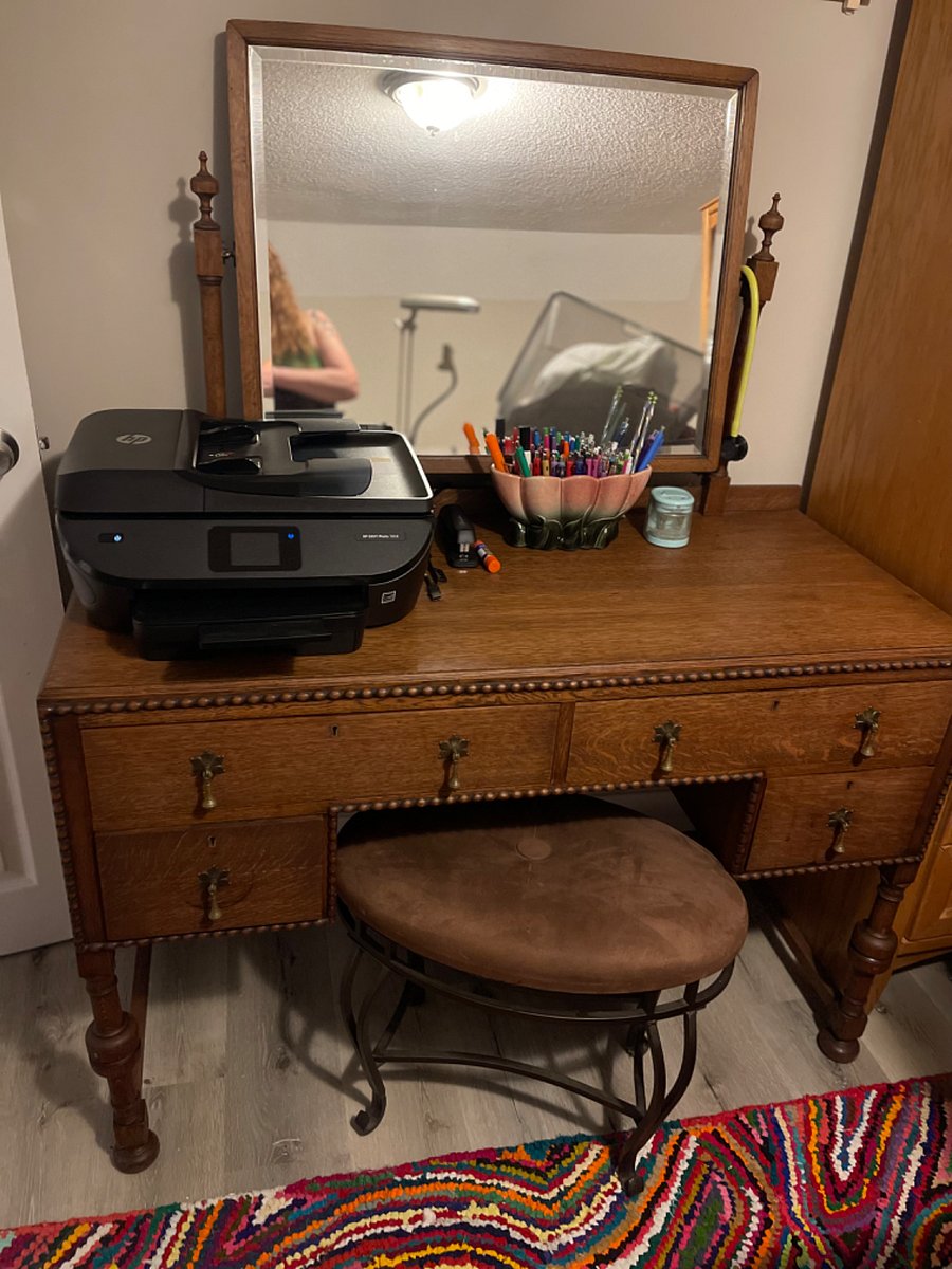 Office/craft area located in third bedroom upstairs