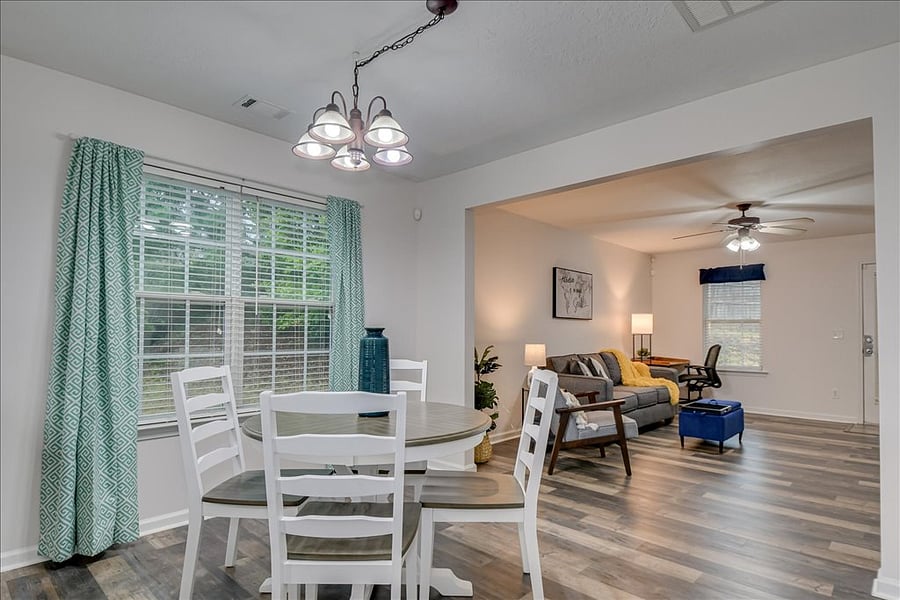 Furnished Finder property 661255_1 photo 7