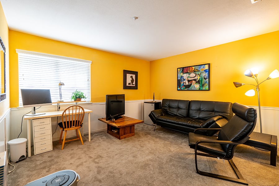 This extra room has a microwave, mini-fridge, computer monitor and coffee maker. The TV has Roku to connect to your subscription channels