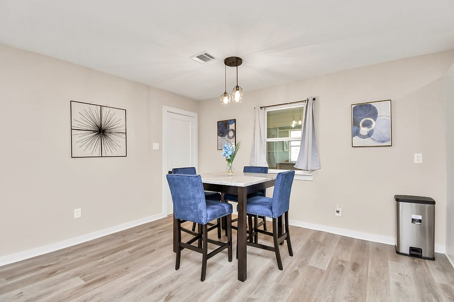 Furnished Finder property 661307_1 photo 6