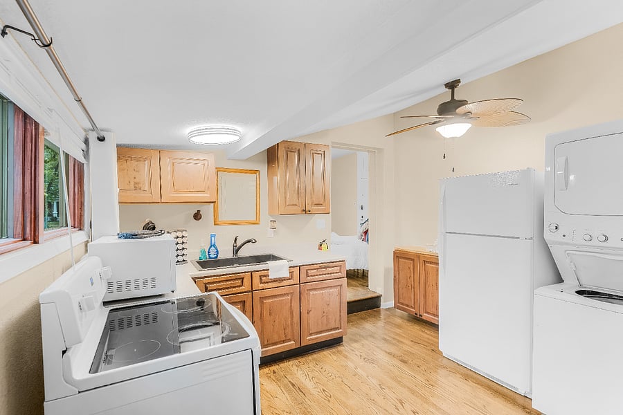 Furnished Finder property 661341_2 photo 8