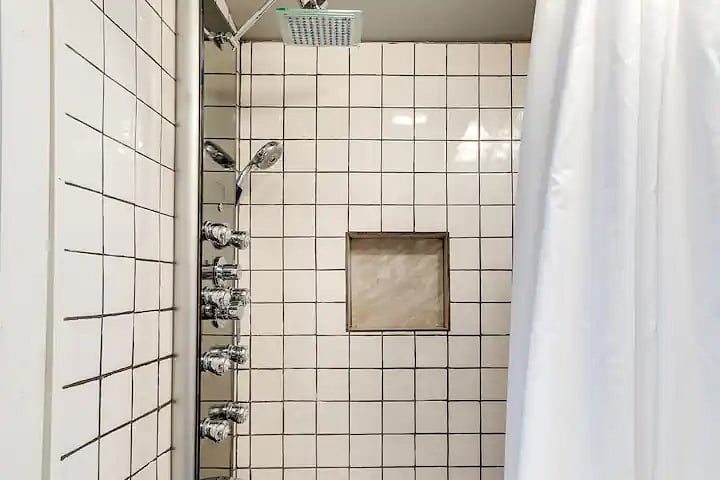Furnished Finder property 661355_1 photo 11