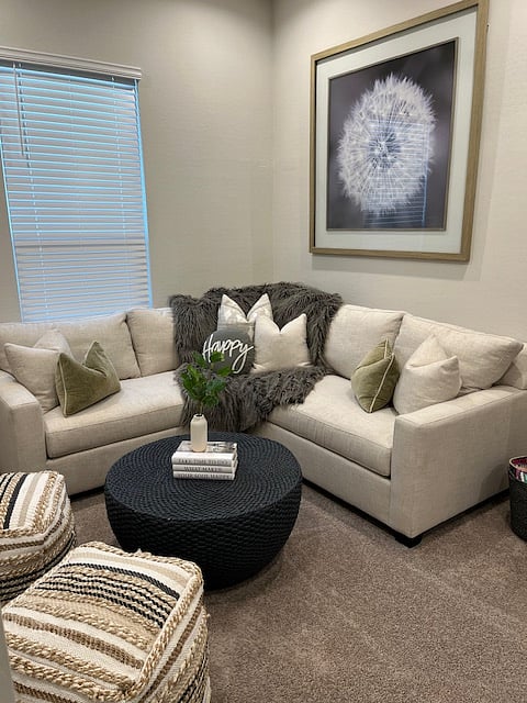 Furnished Finder property 661514_1 photo 3