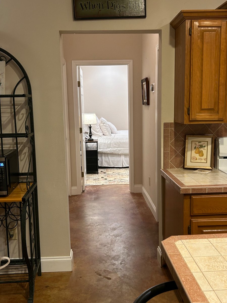 Furnished Finder property 661562_1 photo 4