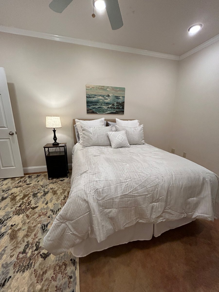 Furnished Finder property 661562_1 photo 3