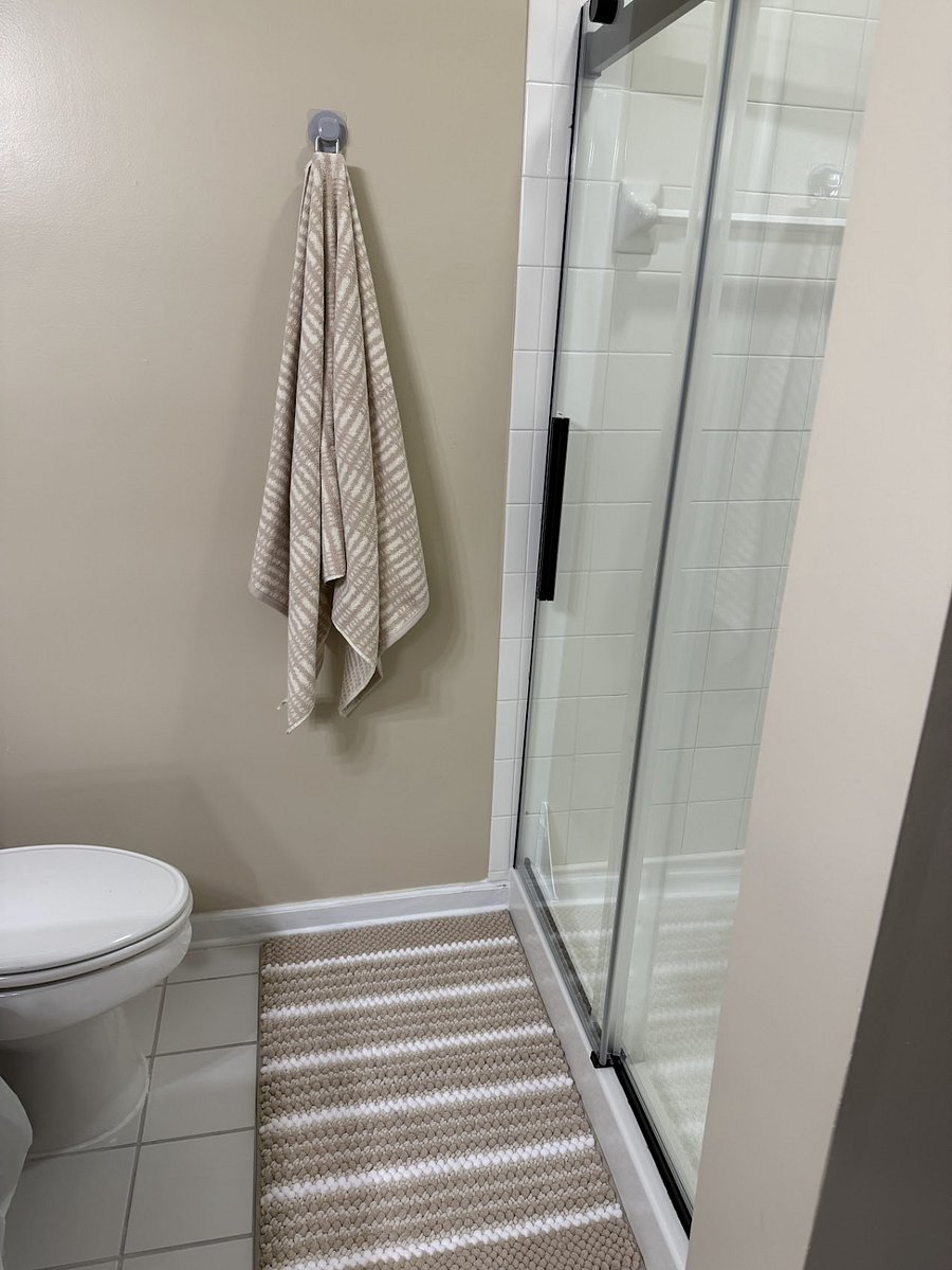 2nd Bathroom Walk in shower