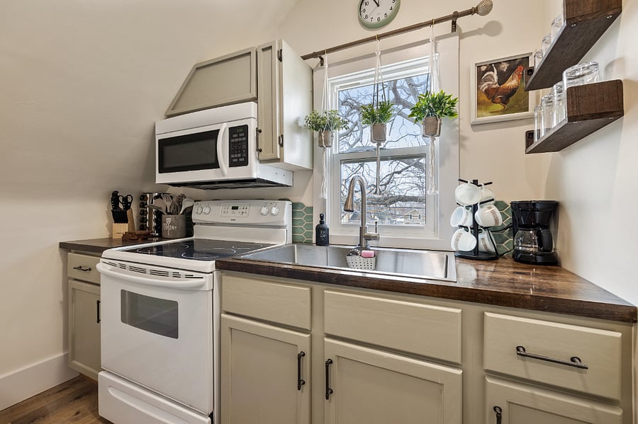 Furnished Finder property 661639_1 photo 8