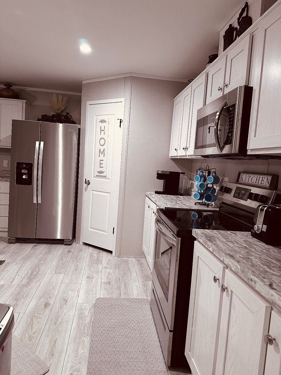Furnished Finder property 661700_1 photo 9