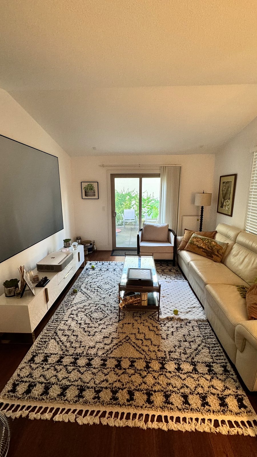 Furnished Finder property 661857_1 photo 3