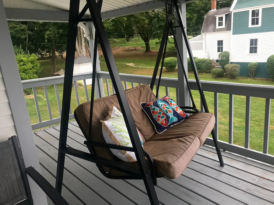 2nd Floor Balcony off Master Bedroom- Swing