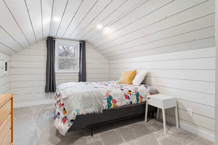 3rd Bedroom - Full size bed