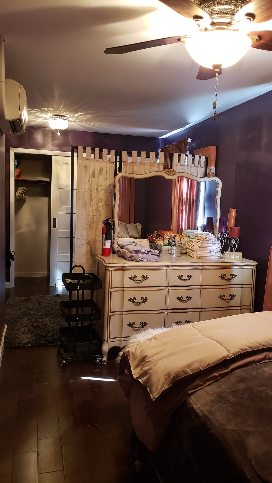 Plenty of towels and extra linens.
Safety items include fire escape ladder, fire extinguisher, and first aid kit.
