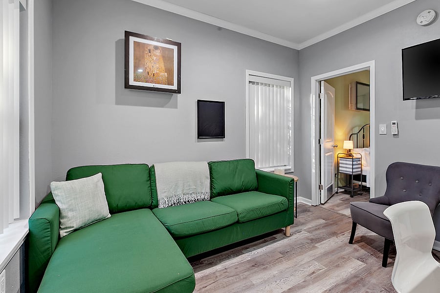 Furnished Finder property 662403_1 photo 3