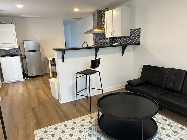 Furnished Finder property 662487_1 photo 9