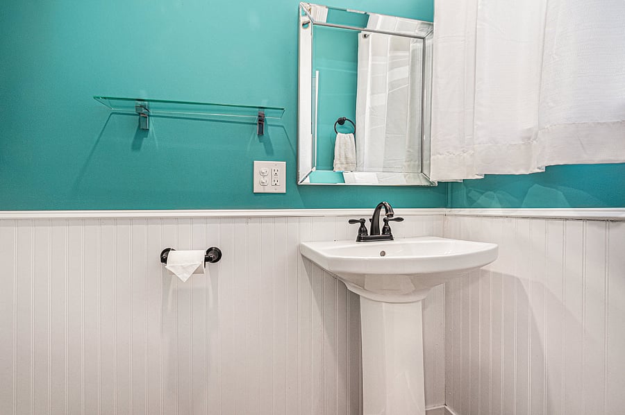Half bathroom main floor