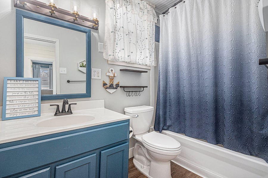 2nd full bathroom - jack/jill