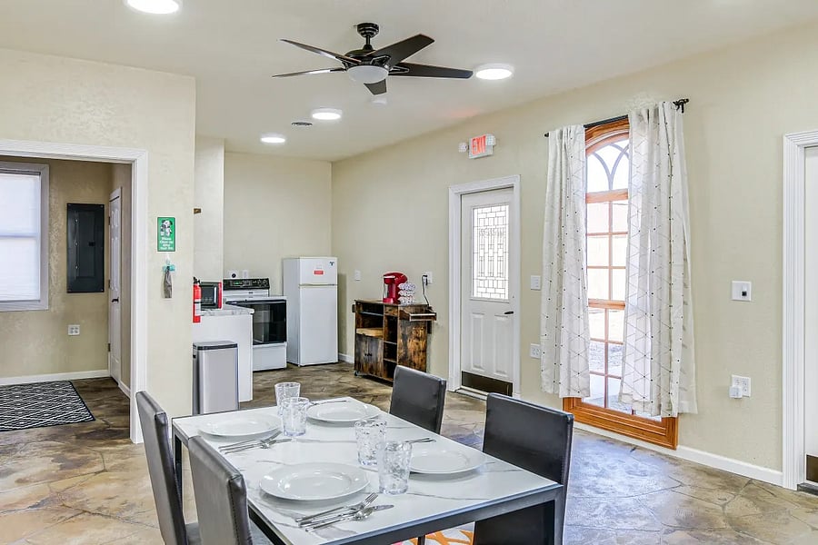 Furnished Finder property 662734_1 photo 8