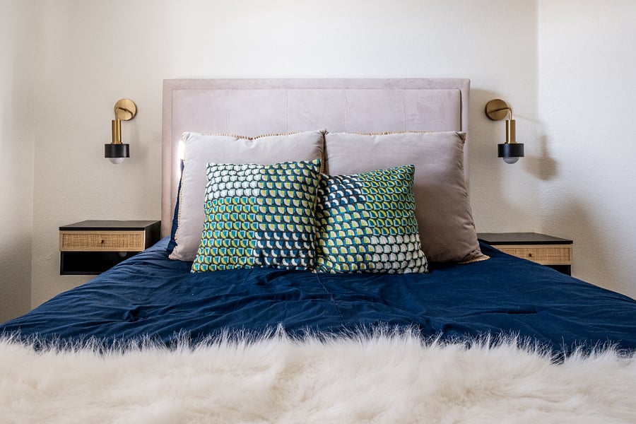 Queen bed with Sleep Number mattress