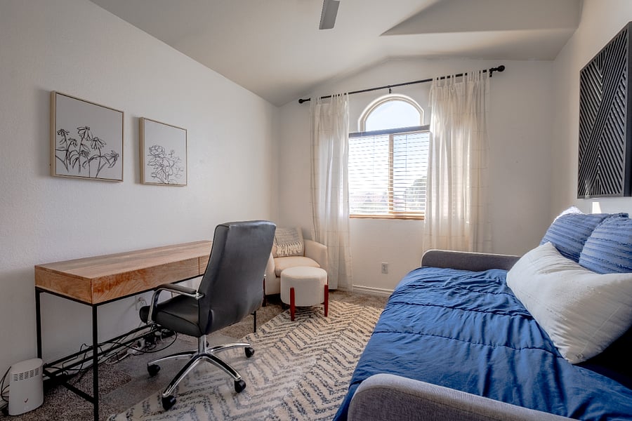 Office with twin daybed & twin trundle