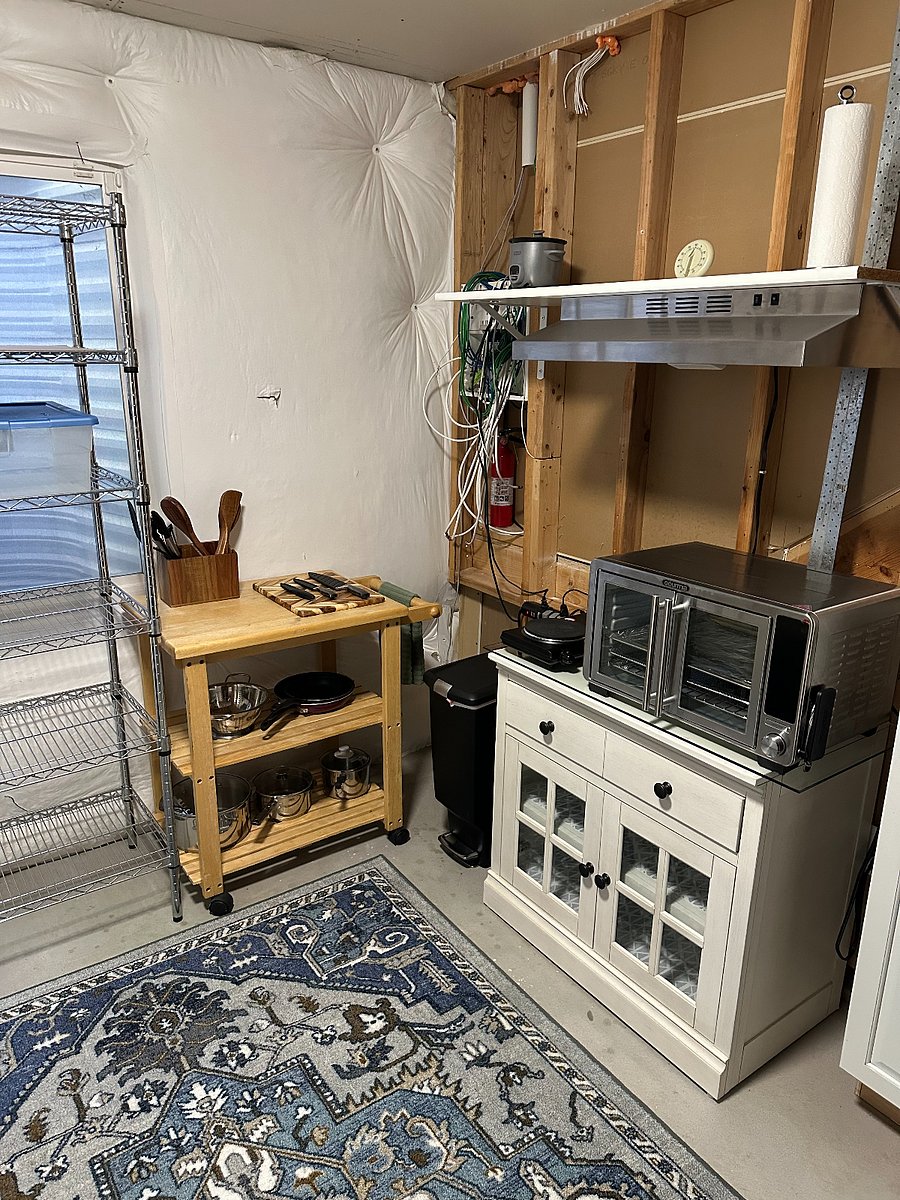 Kitchenette