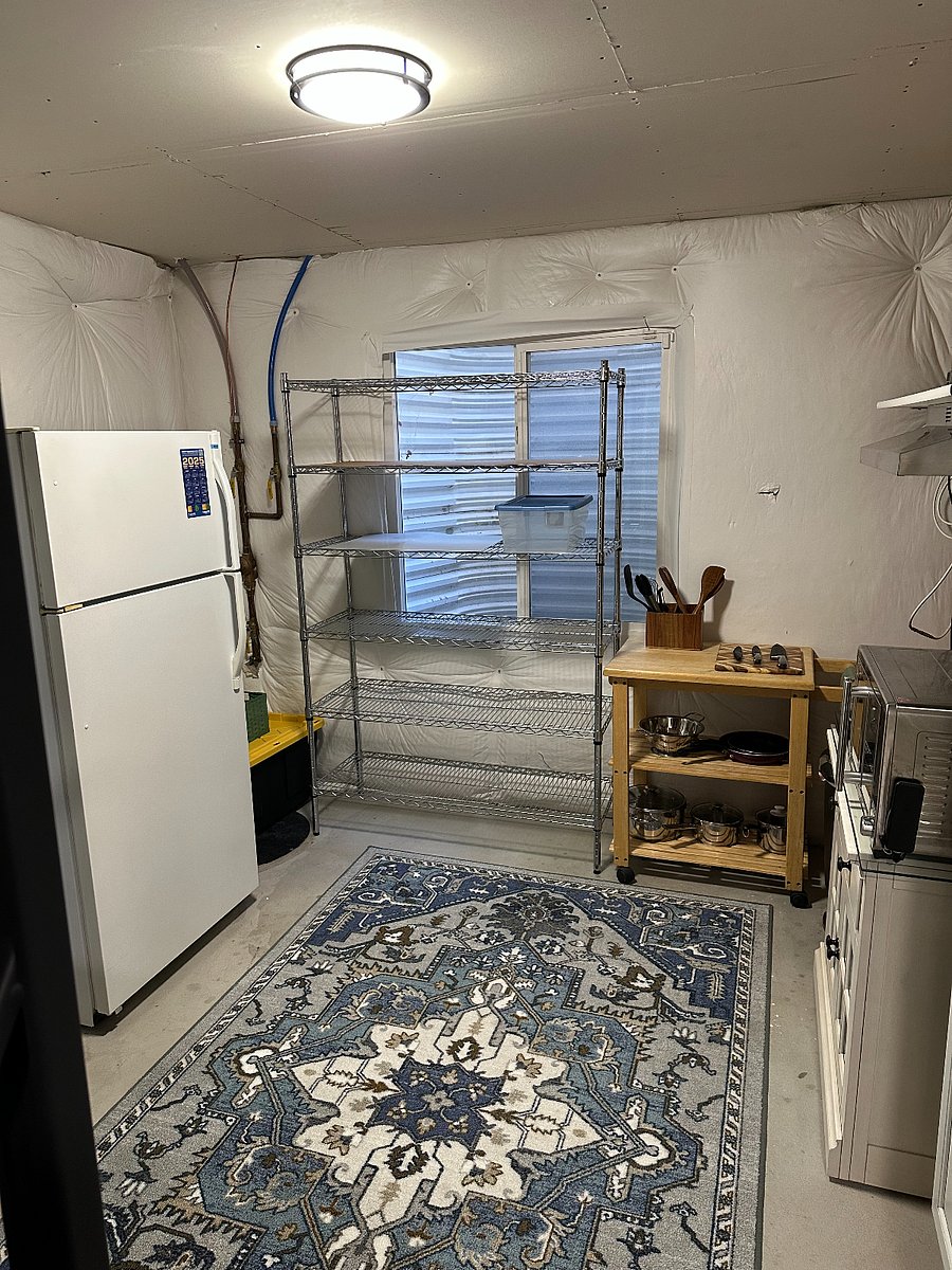 Kitchenette