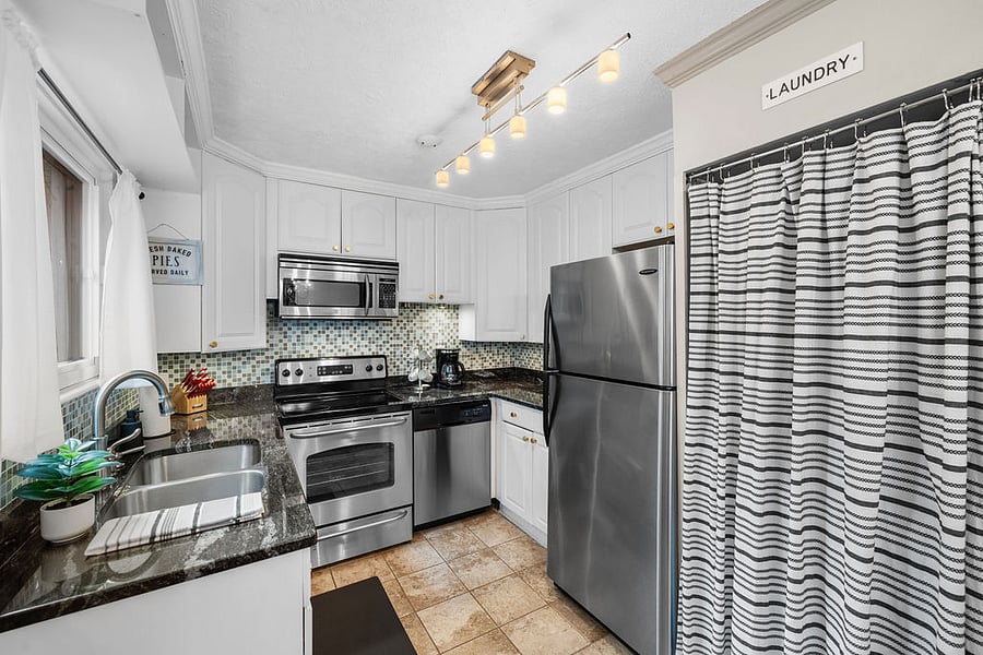 Furnished Finder property 662778_1 photo 3