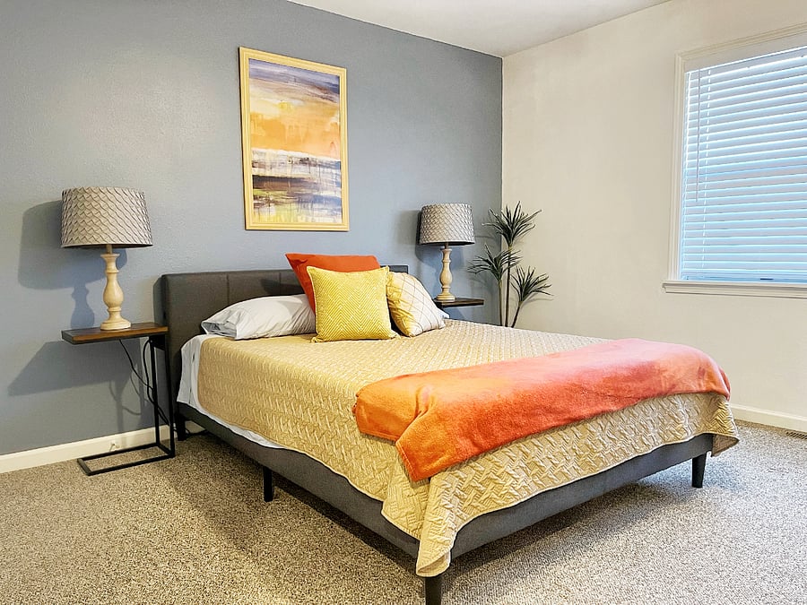 Master Bedroom Upstairs with Wide Closet, Dresser & Desk