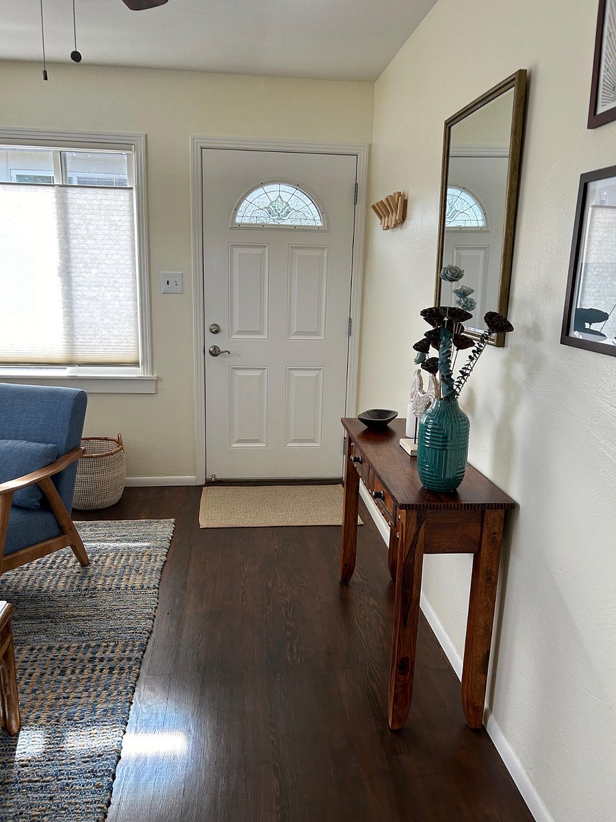 Furnished Finder property 662790_1 photo 3