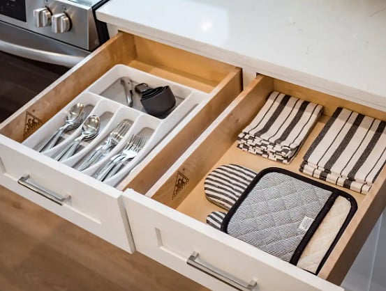 This kitchen is fully stocked!