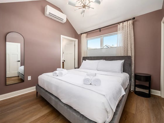 King bed, have a great sleep!