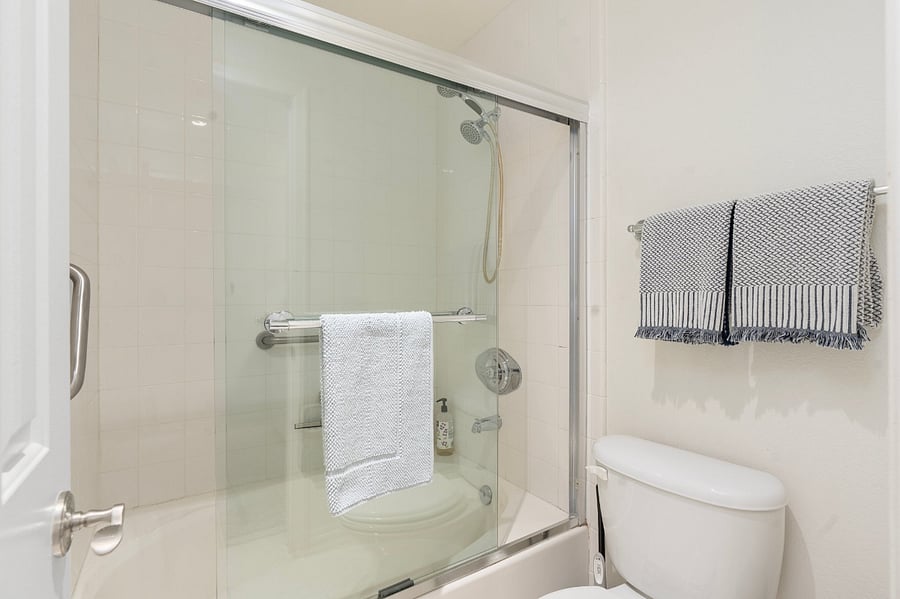 Furnished Finder property 663054_1 photo 17