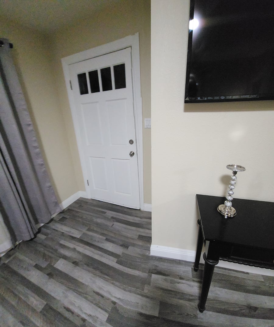 Furnished Finder property 663068_2 photo 14