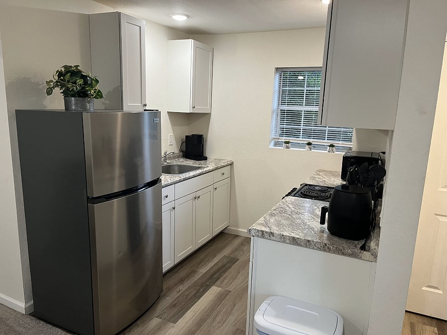 Furnished Finder property 663093_2 photo 3