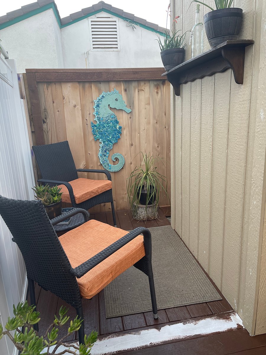 Private outdoor sitting area