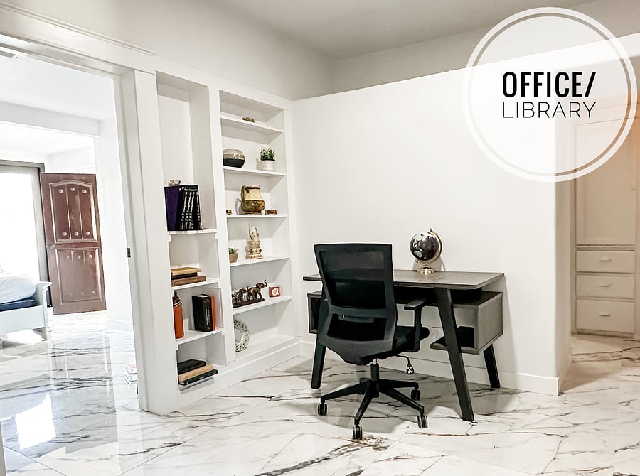 Office room, can have a murphy bed. has two closets