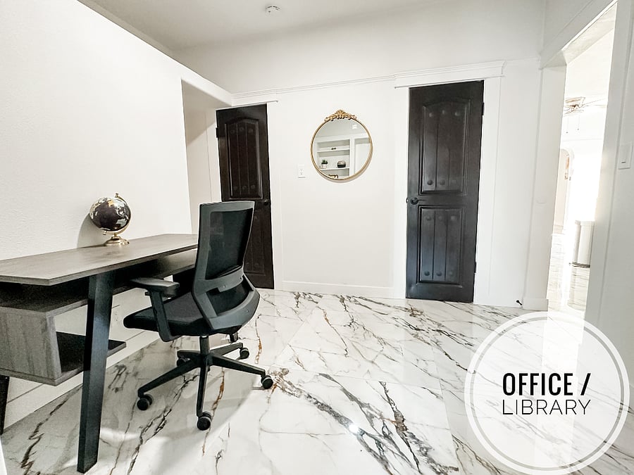 Office room, can have a murphy bed. has two closets