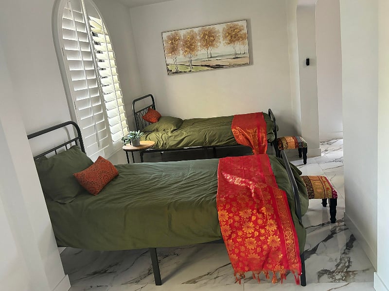 Area witj two twin beds