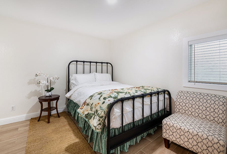 Furnished Finder property 663271_1 photo 12