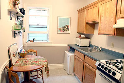 Eating area in street view suite.