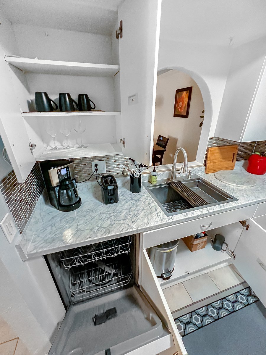 Furnished Finder property 663330_1 photo 11